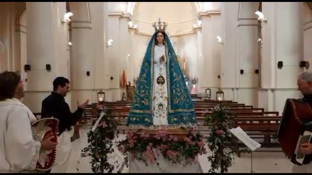 SERENATA A MARIA FELIZ CUMPLEAÑOS MADRE смотреть онлайн