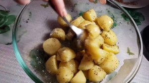Ароматный хрустящий картофель в духовке!