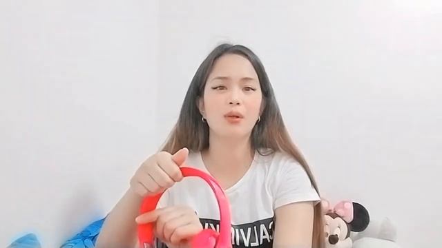 BEATS SOLO 2 || MY NEW HEADPHONE (dennilynmay) смотреть онлайн