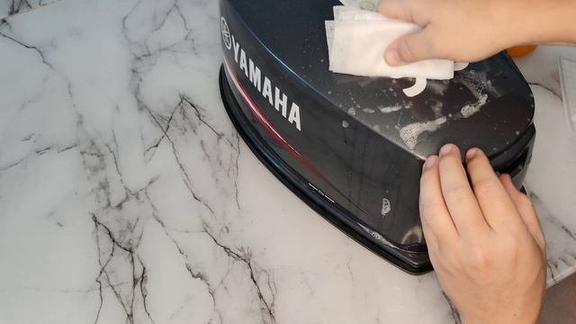 Как приклеить наклейки на прозрачной основе, с помощью монтажной плёнки.