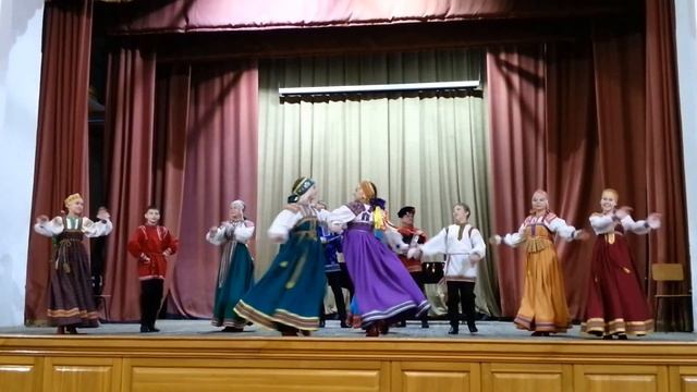 Композиция "Колядование на Святки". Образцовый фольклорный коллектив "Воробейка"