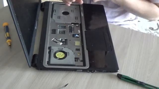 Ноутбук Packard bell Z5WT1 (ente69cx 33214g50mnsk) разборка ноутбука смотреть онлайн