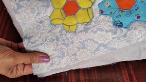 Как сшить гексагоны друг с другом? Супер способ! Панно из платка Нежные Лилии !