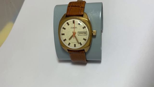 Мужские наручные часы Ракета СССР позолоченные смотреть онлайн