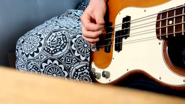 Greasebucket circuit delete test + custom shop 59 P pickups, with old strings смотреть онлайн