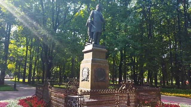 Город-герой Смоленск. Памятник композитору М. И. Глинке