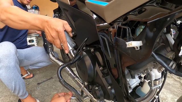 YAMAHA SNIPER 155R MVR1 ECU AND YOSHIMURA FULL EXHAUST INSTALLATION. смотреть онлайн