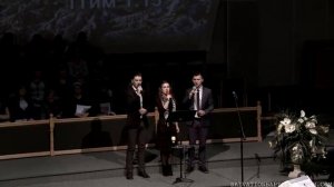 Пение «Помоги мне над миром греховным подняться» ─ Стуковы