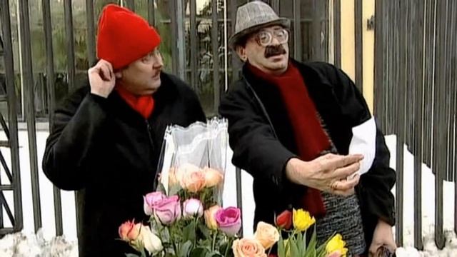 Городок - Весна , цветы смотреть онлайн