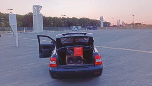 Бюджетные широкополосные 20см динамики. URAL AS-M200 MOLOT Подключены от магнитолы. 70hz 12db/octav