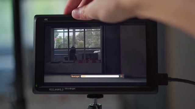BEST BUDGET CAMERA MONITOR - Feelworld FW279 UNBOXING & REVIEW смотреть онлайн