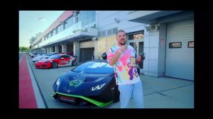 Катание на гоночном такси Lamborghini Huracan STO: Экстремальные развлечения Агентства Экстрима АХАА