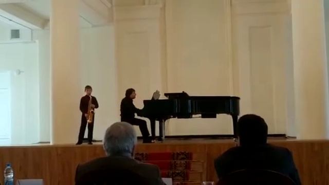 Варварин А. (9 лет) А. Браю - Полька-Карусель смотреть онлайн