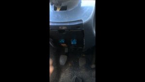 Мерседес Спринтер д208 / Mersedes Sprinter D208 Замена крестовины рулевого карданчика.