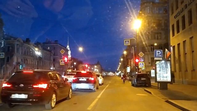 8 и 9 мая в Петербурге | Много людей. Культурная и творческая столица. Начинаются белые ночи, 2023