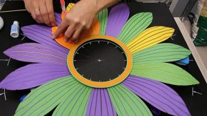 DIY. Часть третья. Зеркало солнышко (цветочек)Предмет декора интерьера. Из картона.