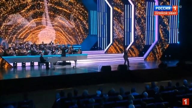 Dimash - The Love of Tired Swans - Kremlin【Multiple SUBS】 смотреть онлайн