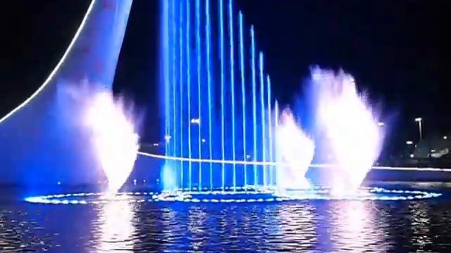 Поющий фонтан в Адлере г.Сочи Щелкунчик смотреть онлайн