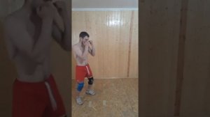 Подключаем уклоны к прямым ударам, в стили Майка Тайсона!