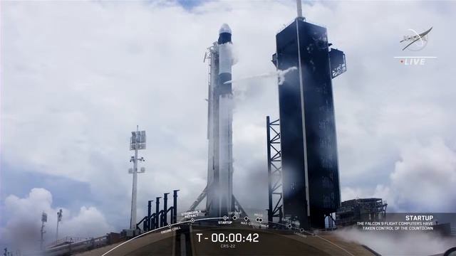 Watch SpaceX Launch Research & Supplies to the International Space Station (Official NASA Broadcast смотреть онлайн