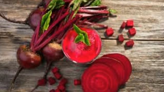 СОК КОТОРЫЙ СПАСАЕТ ЛЮДЕЙ ОТ СТРАШНОГО НЕДУГА И БОРЕТСЯ С РАКОВЫМИ КЛЕТКАМИ И НЕ ТОЛЬКО... смотреть онлайн