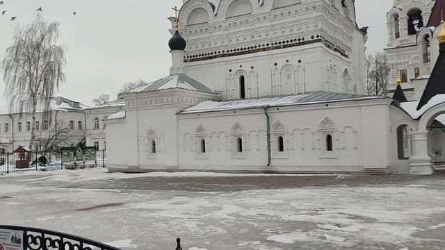 Для исполнения желания о семье слушать в полночь.