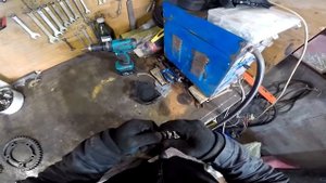 неравномерный износ цепи причина