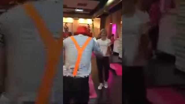 Веселое поздравление от мимаI8(985)920-36-97 Москва смотреть онлайн