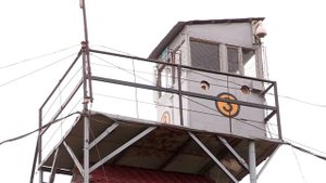 Встречу у ворот организовали бывшим заключенным колонии строгого режима