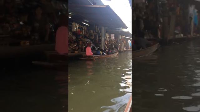 Плавучий рынок .Бангкок
