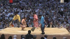 [2013.07] Nagoya Basho Day 13 (eng) [2/2]