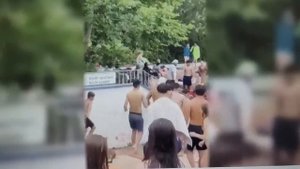 Беженцы превратили немецкие бассейны в АД ! Беспредел беженцев в Германии !