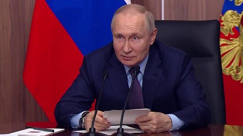 Владимир Путин провел большое совещание по развитию беспилотной авиации