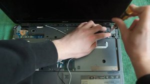 Как снять монитор с ноутбука ACER, 5738ZG?