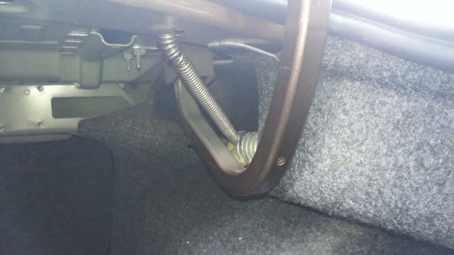 Автооткрытие багажника Polo Sedan своими руками за 20 секунд смотреть онлайн