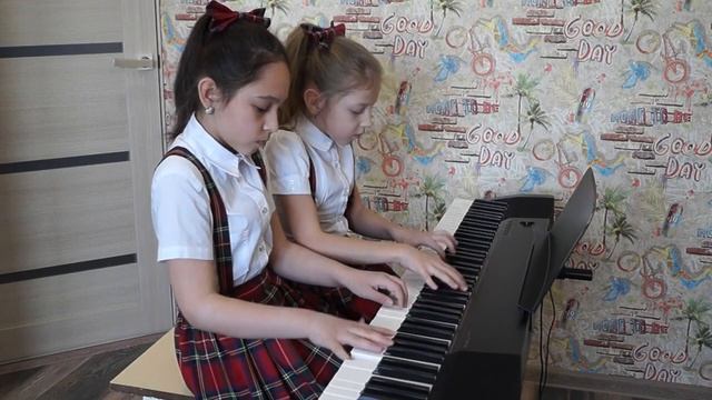 Ансамбль Кувикова М , Лиманцева А, "Карлсон" Ю. Весняк смотреть онлайн