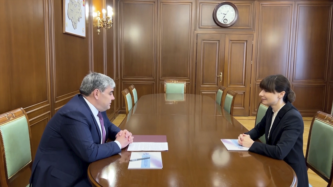 Казбек Коков провёл встречу с директором территориального фонда обязательного медстрахования