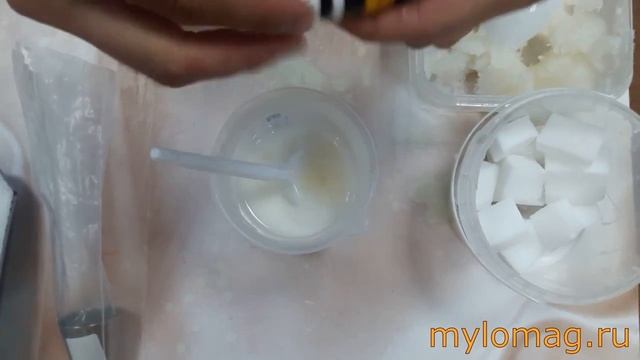 Мыльное пирожное с кремом. Употреблять в пищу противопоказано! :) смотреть онлайн