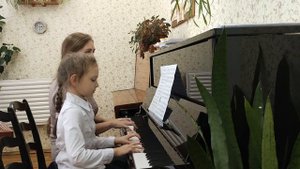 "Хорошее настроение" Н. Смирнова. Исполняет Полина Белякович
