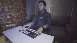 Worlde Panda Mini 25 keyboard controller test