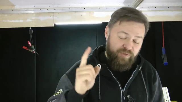 установка потолочного карниза на натяжной потолок своими руками / добавление закладных