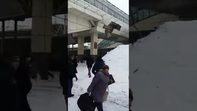 Астана жд вокзал обвал