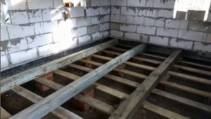 Строительство дома из газобетона 10. Пол.