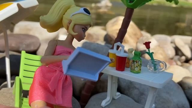 Хлоя Буржуа превратилась в Skibidi toilet смотреть онлайн