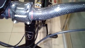 карбоновый руль MTB с алика после года эксплуатации (теперь ссылка в описании)