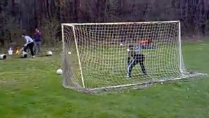 Самодельная пушка для тренировки вратаря