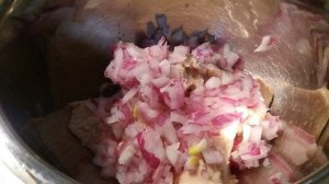 Салат из печени трески