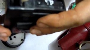 КАК ОЖИВИТЬ ФОНАРИК на свинцово-кислотном АКБ 6 вольт дома своими руками