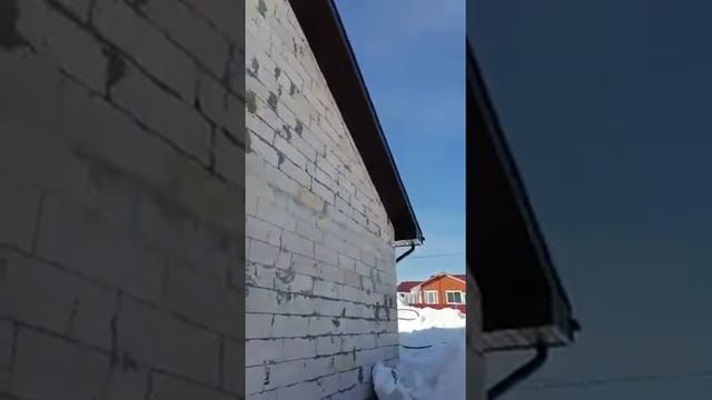 Готовая кровля с подшивами карнизов и водосточной системой, Aone349 смотреть онлайн