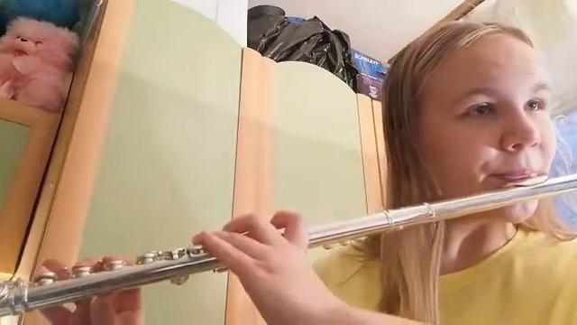 Ядрина Ангелина, 7 кл. Концерт флейта смотреть онлайн